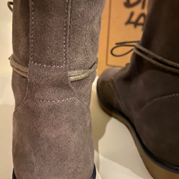 NEW DIRTY LAUNDRY Combat Boots - Picture 5 of 16